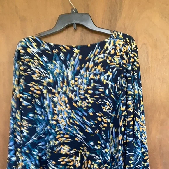 Zac & Rachel top abstract print w stretch & tie detail at hemline boho casual 2X - Picture 10 of 17